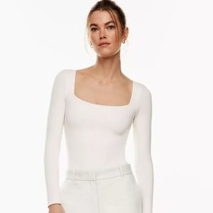 Contour Squareneck Longsleeve Bodysuit